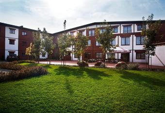 Campoverde has rooms with a private hot tub