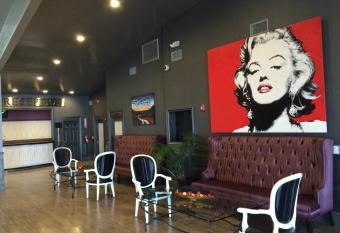 Green Tree Inn And Extended Stay Suites has Smoking rooms