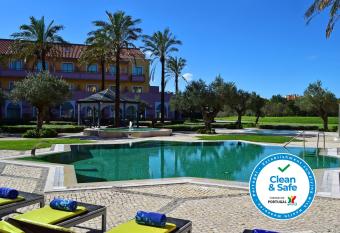 Pestana Sintra Golf Resort & SPA Hotel allows 18 year olds to book a room