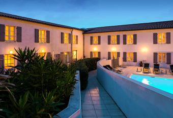 Appart hotel Perle de R   has Balcony rooms