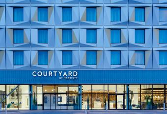 Courtyard by Marriott Luton Airport allows 18 year olds to book a room