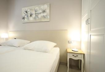 Teatro Verdi Accommodation allows 18 year olds to book a room