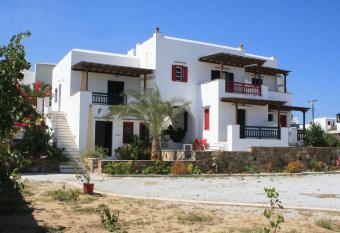 Elisso s Philoxenia has Balcony rooms