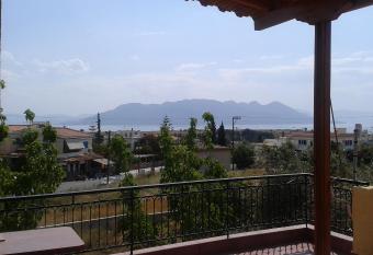 Venetia Studios has Balcony rooms