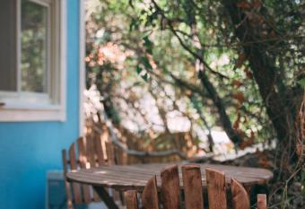 Blue House In The Woods- Amirim has Balcony rooms
