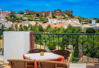 Hotel Colina Dos Mouros has Balcony rooms