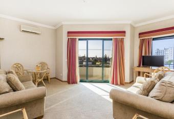 Riviera Hotel allows 18 year olds to book a room