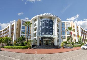 Grand Pasa Hotel has Balcony rooms