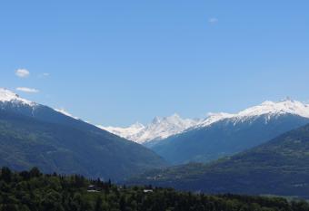 Chambre d h  te du Moulin has Balcony rooms