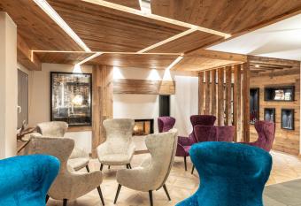 Alpstyle Hotel Albolina Wellness & Beauty has Balcony rooms