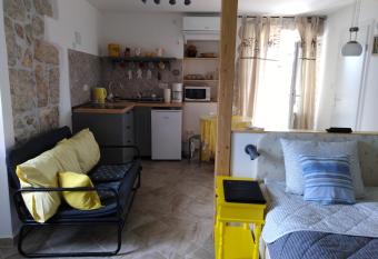 Studio apartmani   verko has Balcony rooms