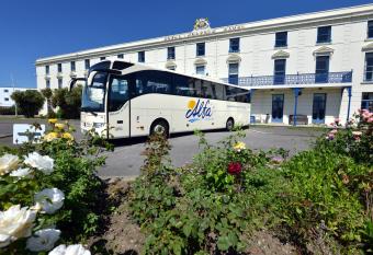 Royal Norfolk Hotel allows 18 year olds to book a room