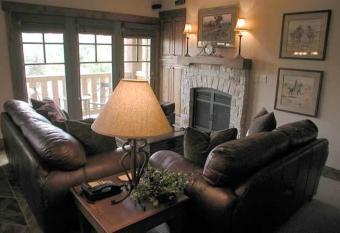 Hotel Park City, Autograph Collection has rooms with a private hot tub