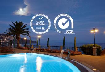 The Cliff Bay - PortoBay allows 18 year olds to book a room