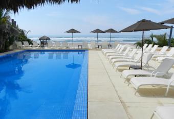 Condominio AURA Apartamento D206 allows 18 year olds to book a room