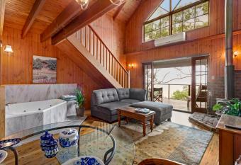 The Polish Place has Balcony rooms