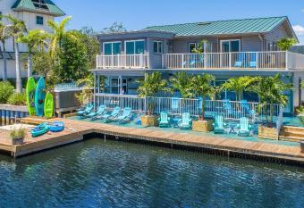 Latitude 26 Waterfront Boutique Resort has Balcony rooms