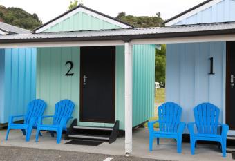 Kaiteriteri Reserve Cabins allows 18 year olds to book a room