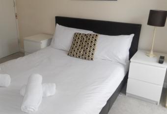 Relax Inn Guest House has Balcony rooms