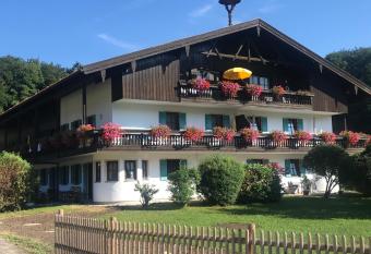 Fewo Chiemsee Spezial has Balcony rooms