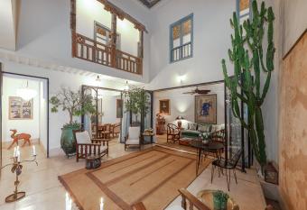 Riad Le J allows 18 year olds to book a room