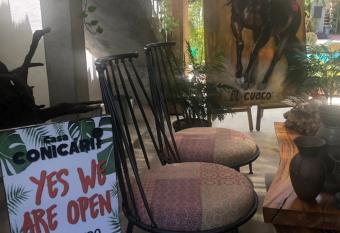 Casa Conicarit allows 18 year olds to book a room