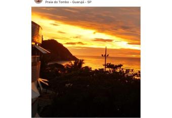 12F- Vista Linda P   na areia Guaruj   Praia do Tombo+2dorm c/ar cond+2WC+1vaga+cozinha completa frente ao mar ( INTERNET R  PIDA ) - Check-in   s 13hs e Check-out at     s 18hs allows 18 year olds to book a room