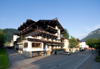 Hotel Eggerwirt has Balcony rooms
