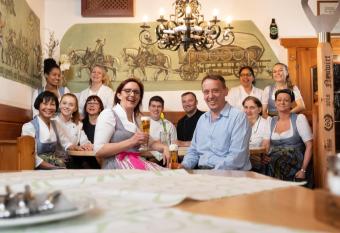 Gasthof Neuwirt has Balcony rooms