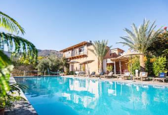 Riad de l Olivier-Paradise Valley has Smoking/Balcony rooms