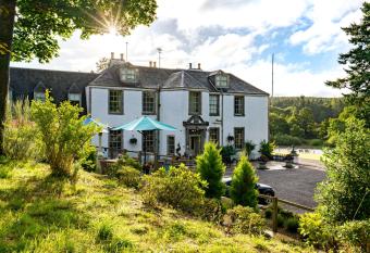 Banchory Lodge Hotel allows 18 year olds to book a room