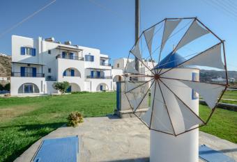 Gaitani apartments plaka naxos has Balcony rooms