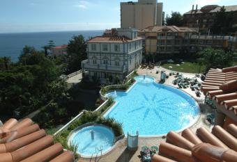 Pestana Miramar Garden & Ocean Hotel allows 18 year olds to book a room