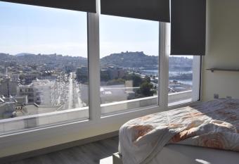 Diamond View has Balcony rooms