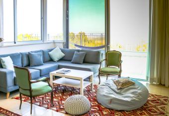 Rosh Pinna Home with a View has Balcony rooms