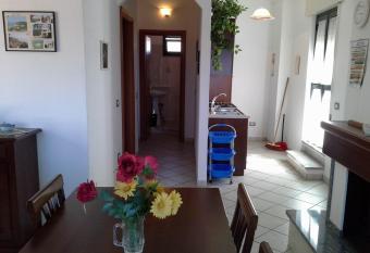 Appartamento Panoramico con due terrazze vista sul mare. has Balcony rooms