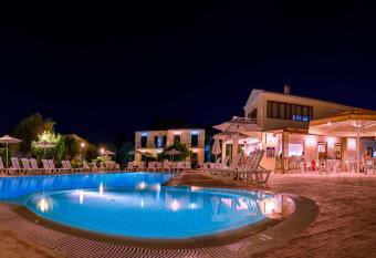 Yianetta Hotel Apartments has Balcony rooms