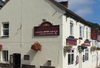 The Wyche Inn allows 18 year olds to book a room