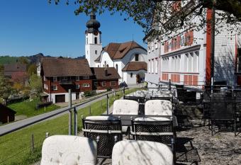 Gasthaus B  ren Schlatt allows 18 year olds to book a room