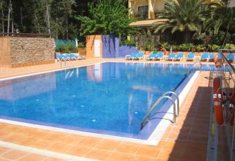 Hotel Univers has Balcony rooms