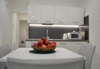 Casa vacanze da Alcide has Balcony rooms