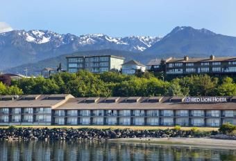 Red Lion Hotel Port Angeles Harbor has Balcony rooms