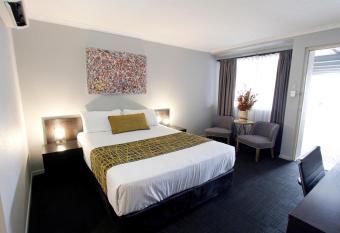 The Stirling Motel allows 18 year olds to book a room