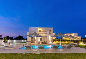 Paleos Hillside Villa has Balcony rooms