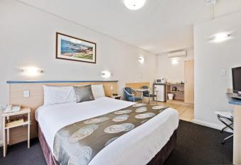 Welcome Inn 277 has Balcony rooms