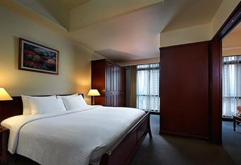 Comfort Service Apartment at Times Square KL has rooms with a private hot tub