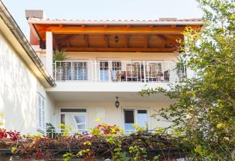 House Glasnovi   has Balcony rooms