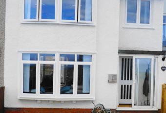 Farneholm allows 18 year olds to book a room