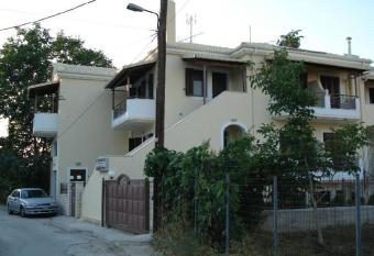 VILLA KAROLINA Tsogkas has Balcony rooms