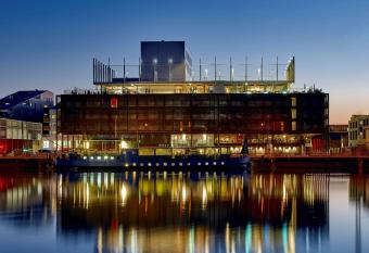 Radisson Blu Hotel Bordeaux has Balcony rooms